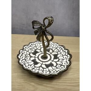 CYNTHIA ROWLEY NEW YORK ENAMELED METAL RING/JEWELRY HOLDER/DISH